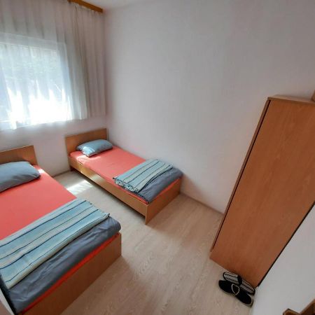 Apartman Nur โมสตาร์ ภายนอก รูปภาพ